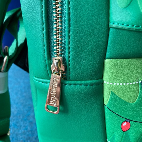 Authentic Disney, Loungefly, Christmas tree ornament, Chip and Dale backpack - Picture 5 of 6